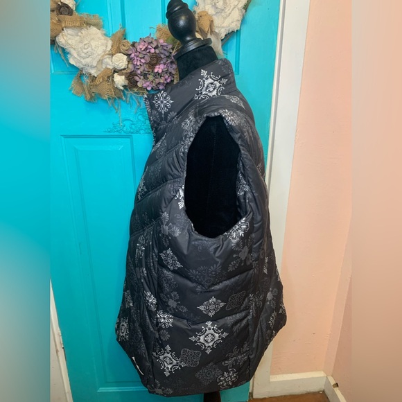 Eddie Bauer XXL Goose Down Filled Vest - Picture 4 of 7